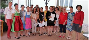 Zertifikatsverleihung an neu ausgebildete Tagesmütter an der Fachschule Haslach - Foto: LPA/Fachschule Haslach