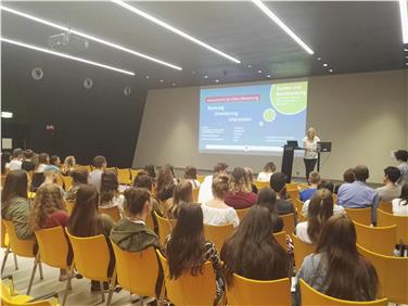 350 Schülerinnen und Schüler der vierten und fünften Klassen der Oberstufe haben die MINT-Veranstaltung im NOI Techpark besucht. Foto: LPA/Amt für Ausbildungs- und Berufsberatung