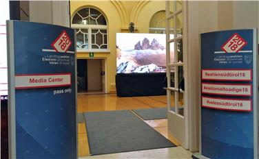 Von 9 Uhr früh am Sonntag und rund um die Uhr bis Montagvormittag wird das Mediacenter im Landhaus 1 den 110 akkreditierten Medienvertretern zur Verfügung stehen. (Foto LPA/rc)