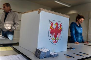 #wahlensüdtirol18: Nun sind die Stimmen ausgezählt (FOTO: LPA/Ivo Corrà)