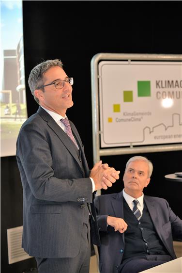 Landeshauptmann Arno Kompatscher mit dem Präsidenten der Vereinigung italienischer Provinzen, Achille Variati - Foto: LPA/KlimaHaus-Agentur
