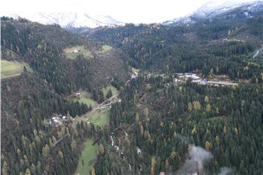 In 86 Südtiroler Gemeinden wurden Windwürfe mitgeteilt; am größten war das Schadensausmaß in Welschnofen (Bild) mit 361.000 Vorratsfestholzmetern einschließlich 90.000 Vfm Domäne Latemar. Foto: LPA/Abt. Forstwirtschaft