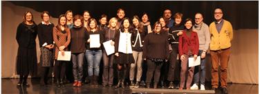 Die Absolventinnen und Absolventen des Masters Ditalis Bz  erhielten vor Kurzem an der Eurac in Bozen ihre Abschlussdiplome - Foto: LPA/Verena Hilber