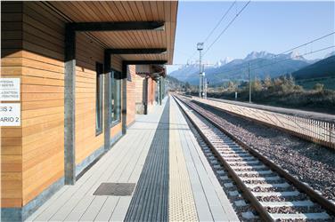 Pustertal Bahn: Bahnverkehr am Sonntagvormittag unterbrochen, im Bild der Bahnhof Welsberg - Foto: LPA/STA