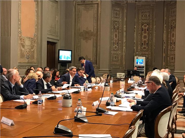 LH Kompatscher bei der Staat-Regionen-Konferenz in Rom (FOTO:LPA)