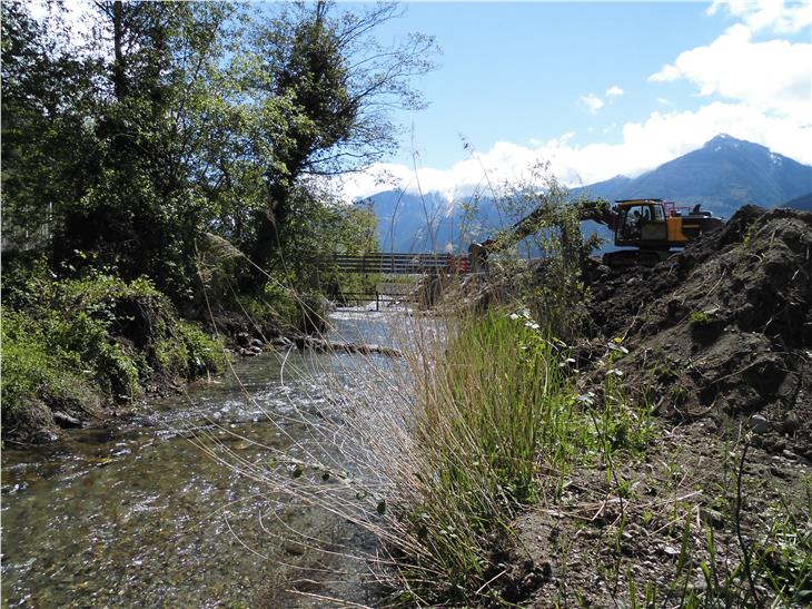 Mit den Arbeiten hat das Amt für Wildbach- und Lawinenverbauung West im Schlandraunbach in der Gemeinde Schlanders den Fischen den ungehinderten Durchzug ermöglicht. Foto: Agentur für Bevölkerungsschutz