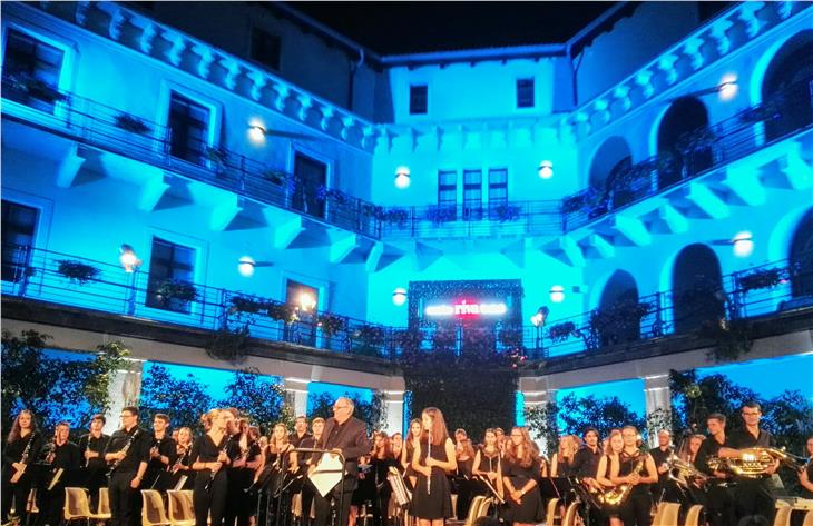 Geballtes Musiktalent in besonderem Rahmen: Die Besucher können sich auf wunderbare Klänge freuen. (Foto LPA)