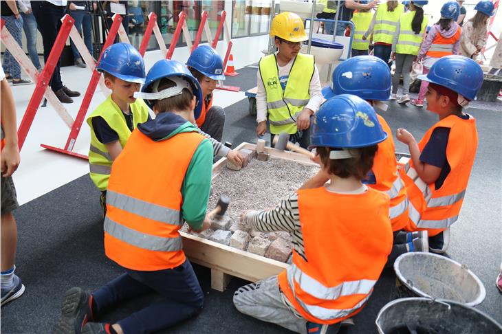 Am Mittwoch öffnet die Erlebniswelt Baustelle. (Foto: LPA)