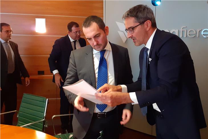 LH Kompatscher hat mit Sportminister Spadafora unter anderem über das CONI-Abkommen gesprochen. Foto: LPA/Michele Bolognini