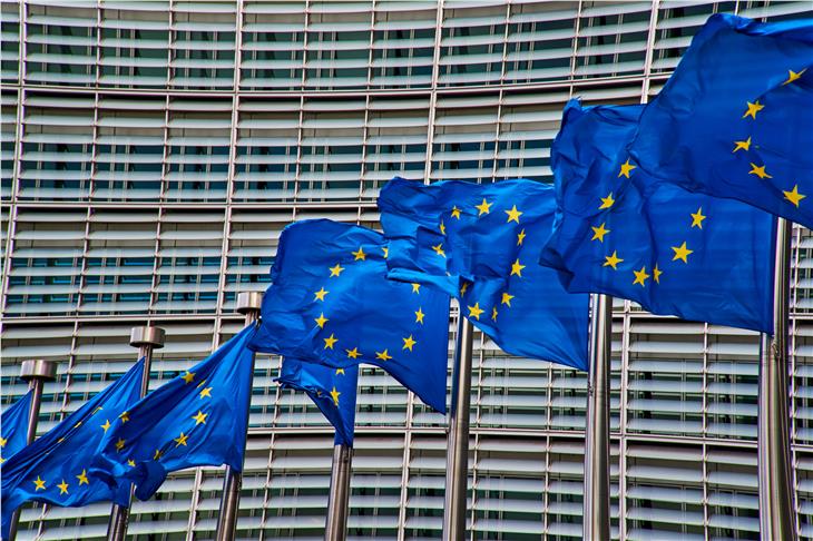 Die neue EU-Kommission kann ihre Arbeit aufnehmen - im Bild deren Sitz, das Berlaymont-Gebäude in Brüssel. (Foto: pixabay.com)
