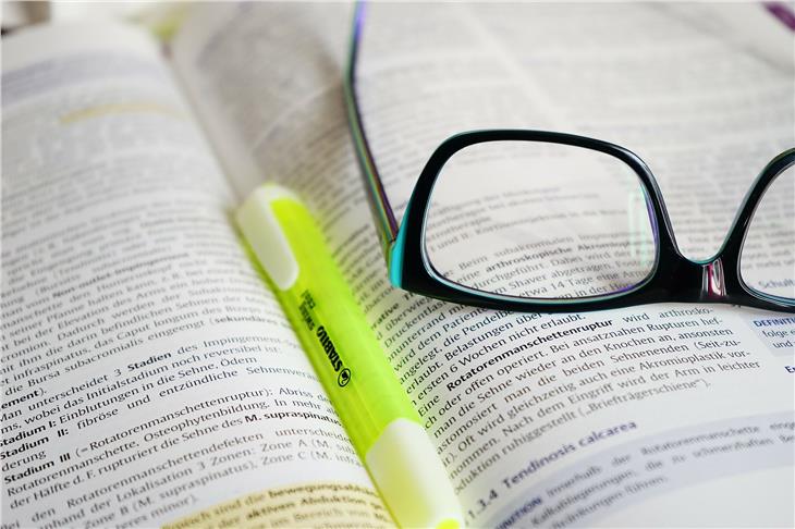 Die Anmeldungen für die Vorbereitungskurse für ein Medizinstudium oder eine Ausbildung im Sanitätsbereich laufen und sind noch bis 17. Juli möglich. (Foto: Pixabay)