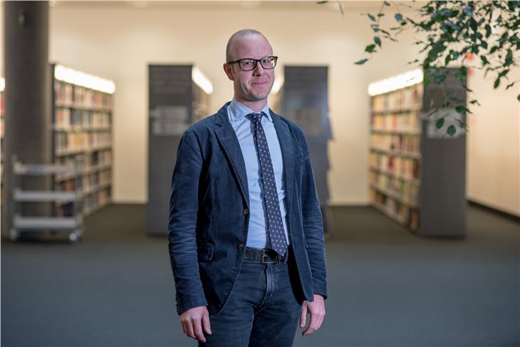 Video-Gast heute um 16.30 Uhr in der virutellen Landesmedienkonferenz: Alex Weissensteiner, Professor für Finanzmathematik und Risikomanagement an der Fakultät für Wirtschaftswissenschaften der unibz. (Foto: unibz)