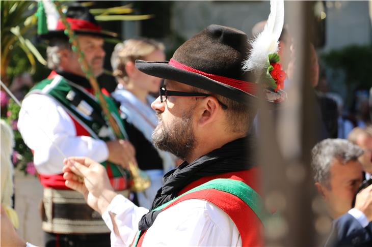 Komponistinnen und Komponisten können bis 13. April eine Komposition einreichen, die künftig als Fanfare der Arge Alp erklingen könnte. (Foto: LPA/Maja Clara)