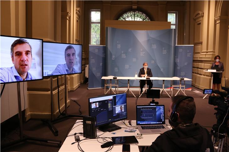 Die heutige virtuelle Landesmedienkonferenz (Foto: LPA/Fabio Brucculeri)