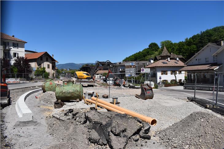 In Kaltern wird auf Hochtouren für nachhaltige Mobilität gearbeitet. (Foto: Foto: LPA/Helga Morandell)