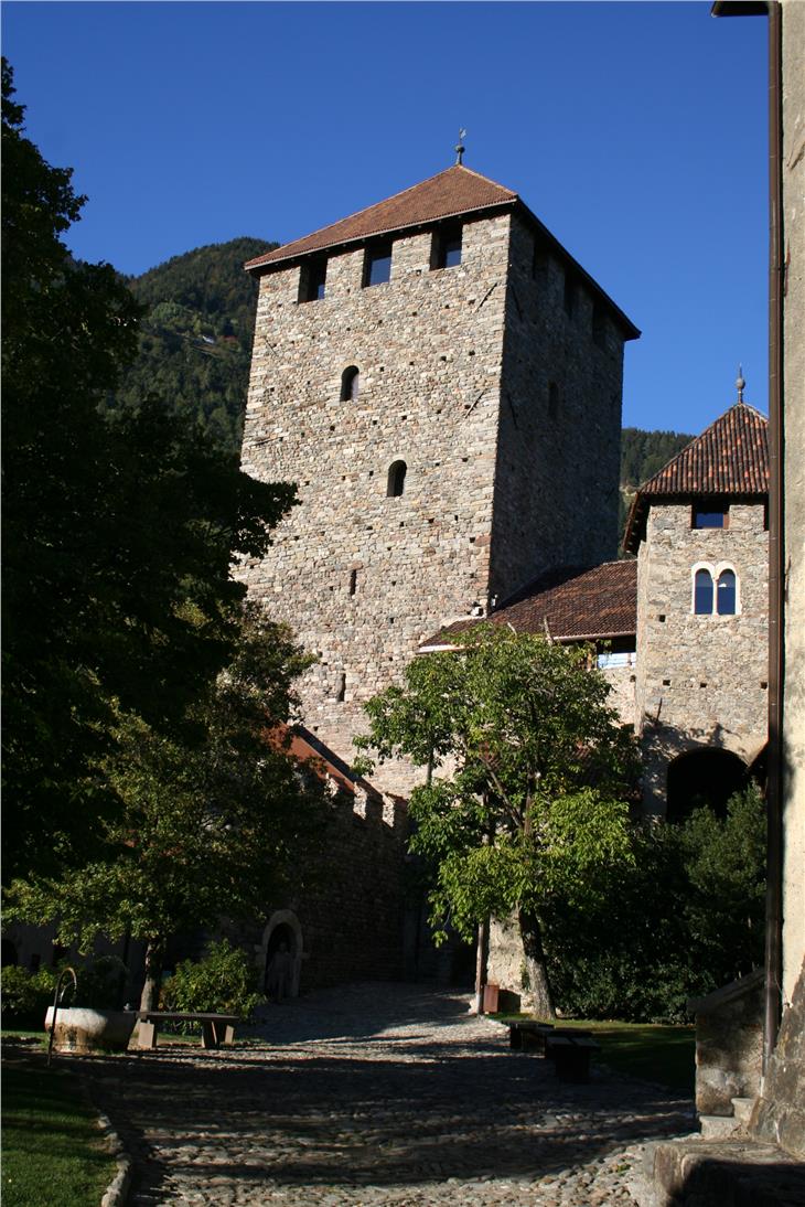 Das Landesmuseum Schloss Tirol lädt zu einem virtuellen Museumsbesuch. (Foto: LPA)