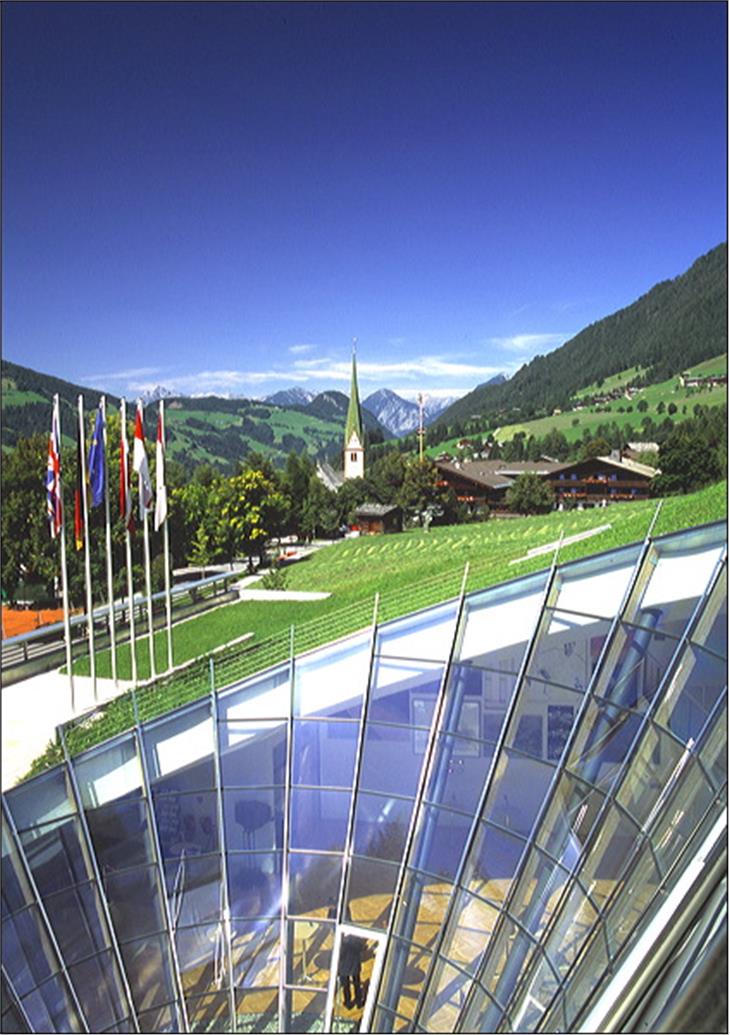 Zu einem Hochschullehrgang in Europarecht lädt die Europaregion nach Alpbach. Anmelden kann man sich bis 10. Juni. (Foto: EVTZ)
