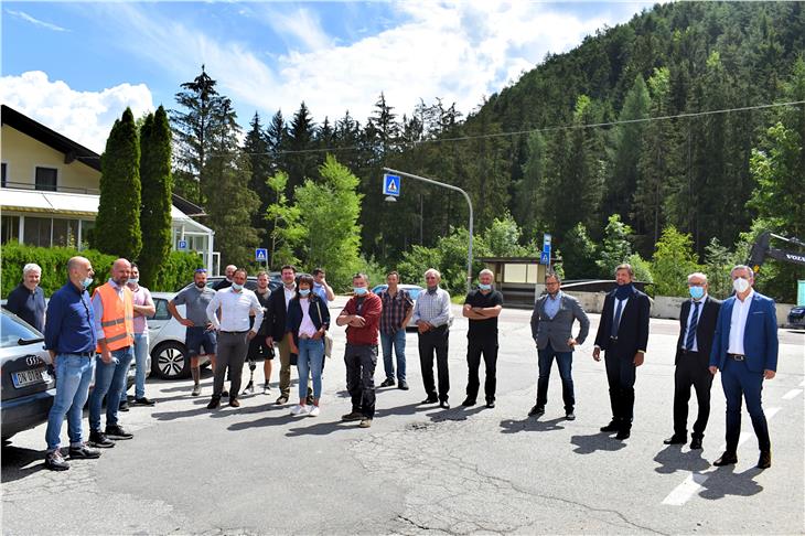 Übergabe der Arbeiten für die Sicherungseingriffe in Montal mit Landesrat Daniel Alfreider, Bürgermeister Martin Ausserdorfer und Abteilungsdirektor Valentino Pagani (Foto: LPA/Roman Clara)