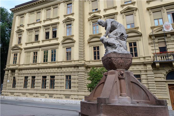 	Am 7. August findet im Landhaus in Bozen die Sellenwahl 2020/21 für die ladinischen Schulen statt. (Foto: LPA)