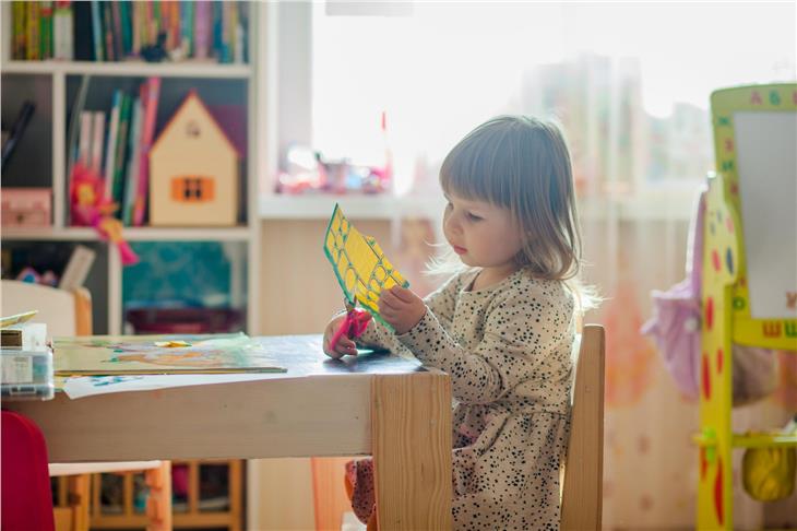 Gestaffelte Ein- und Austritte, gleichbleibende Gruppen, aber keine Mund-Nasen-Schutz-Pflicht für die Kinder gibt es im Kindergarten. (Foto: Pexels)