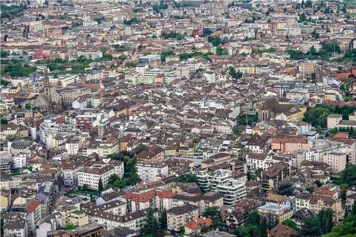 Die Landeshauptstadt Bozen kann mit insgesamt 8,3 Millionen Euro rechnen. (Foto: Unsplash)