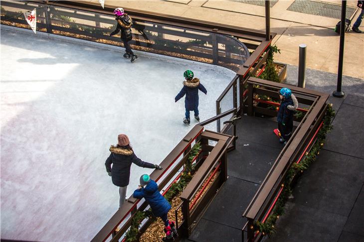 Eislaufen im Freien und als Individualsport ist erlaubt. (Foto: LPA/Unsplash)