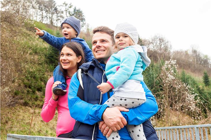 Im ersten Südtiroler Familienförderplan werden unterschiedliche Maßnahmen und Ziele der Familienpolitik festgehalten - in Kürze befasst sich die Landesregierung mit dem Plan. (Foto: Familienagentur/I. Heiss)