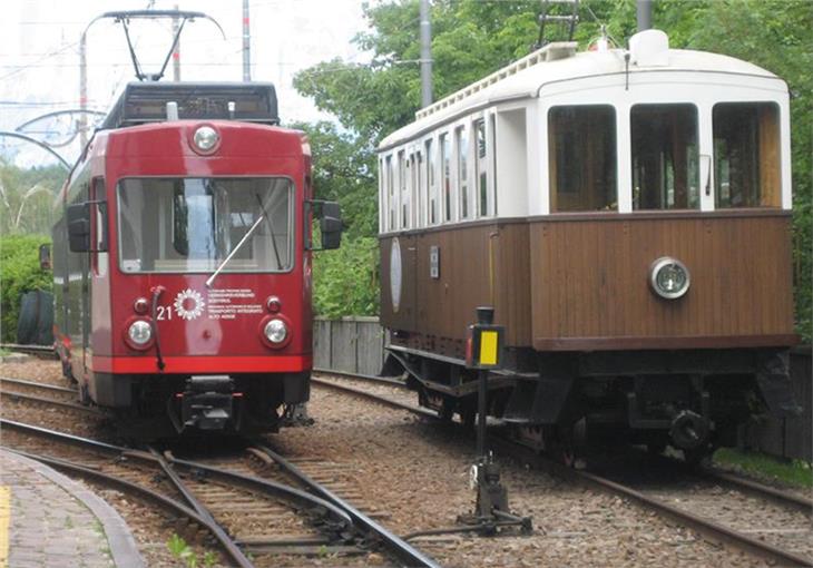 Das Bozner Landesgericht hat dem Antrag auf Beschlagnahme der "Trogener"-Züge der Rittner Bahn stattgegeben. (Foto: LPA)