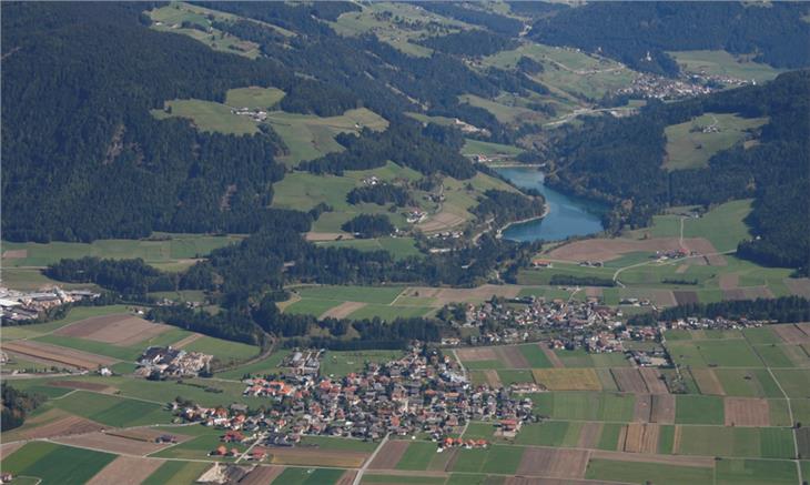 Das Wasserkraftwerk Bruneck wird aus dem Olanger Stausee gespeist. (Foto: LPA/Landesamt für Gewässerschutz)