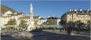 Der Sitz des Verkehrsamtes Bozen am Waltherplatz der Landeshauptstadt. Foto: Verkehrsamt Bozen