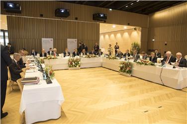 LH Kompatscher hat heute bei der österreichischen LH-Konferenz über die Südtirol-Autonomie und die Euregio informiert - Foto: Land Tirol/Sedlak