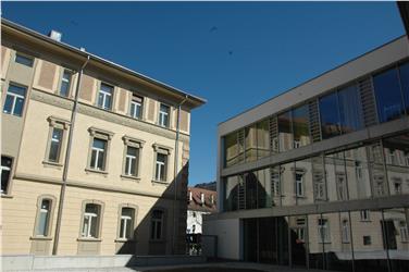 Der Sitz des Gesundheitssprengels Brixen-Umgebung, dessen zwei Einzugsgebiete nun zu einem einem zusammengefasst wurden. Foto: LPA/A.f.Gesundheitssprengel. Foto