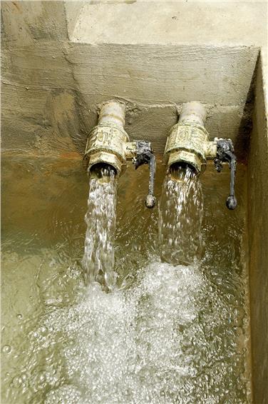 Trinkwasser: Ein sparsamer Umgang ist dringend geboten, Foto: LPA