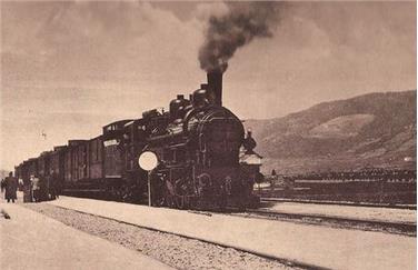 Die historische Brennerbahn in Fahrt