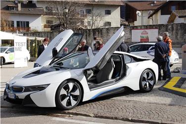 E-Fahrzeuge zum Probieren:„Roadshow Elektromobilität“ am 9. September in Bruneck