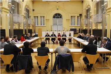 Geburtsstunde des Gesundheitsfonds mit der Vorunterzeichnung des BÜKV am 13. Oktober 2016./Foto LPA rm