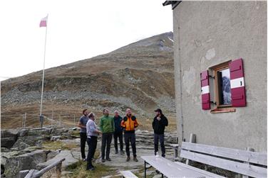 LH Kompatscher hat am Wochenende der Chemnitzer Hütte einen Besuch abgestattet - Foto: LPA/Dominik Holzer