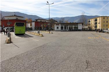 Das Areal des Busbahnhofs Bruneck, wo 2021 der Brunecker Ableger des NOI Techparks seine Tore öffen wird. Foto: LPA/Gemeinde Bruneck