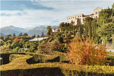 Die Gärten von Schloss Trauttmansdorff und das Touriseum gehen nach einem farbenfrohen Herbst in Winterpause. Foto: LPA/Die Gärten von Schloss Trauttmansdorff