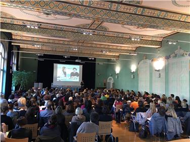 Über 200 Personen haben heute in Meran an der Tagung zur Gesundheitsförderung teilgenommen - Foto: Deutsches Bildungsressort