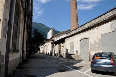 Unter Schutz: das einstöckige Gebäude mit hohem Ziegelsteinkamin - Foto: LPA
