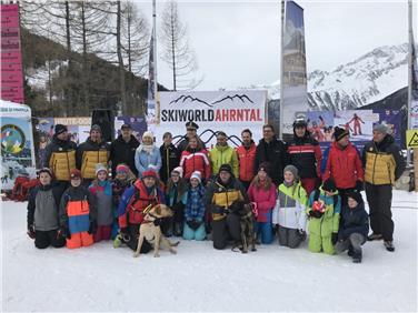 Landeshauptmann Arno Kompatscher nahm am Ski-Sicherheitstraining in der Skiarena Klausberg teil - Foto: LPA