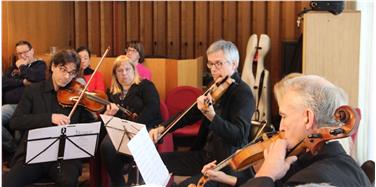 Regional: Musikalisch gestaltet wurde die Feierstunde am Sitz der Regionalregierung in Trient von einem Streichquartett des Haydn-Orchesters von Bozen und Trient. Foto: LPA/fgo