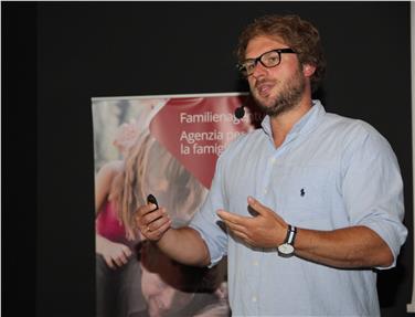 "Man muss mutig sein und experimentieren, um innovativer in allen Bereichen zu werden. Zukunft ist immer eine Frage der Perspektive", betonte Trendforscher Max Hergt - Foto: LPA/Barbara Franzelin