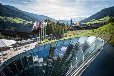 Al Forum Alpbach saranno consegnati anche quest'anno i premi per giovani ricercatori dell'Euregio (Foto USP/Euregio)