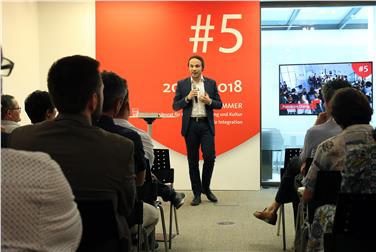 L'assessore Philipp Achammer nel corso dell'evento di fine legislatura #5Jahre5anni. Foto: USP