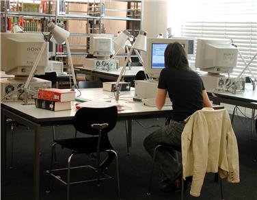 La Provincia sostiene anche nell’anno accademico 2018/19 gli studenti che dopo aver concluso uno studio universitario di almeno tre anni assolvono una formazione postuniversitaria - Foto: USP