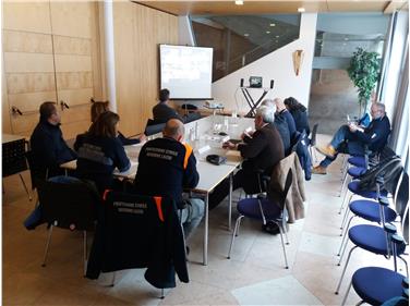 I responsabili regionali della Protezione civile ed il responsabile nazionale Borrelli hanno discusso in merito al progetto di diffusione del volontariato nelle scuole e nelle famiglie Foto: USP/Maja Clara