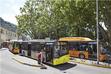 Alcune linee della SASA a Bolzano, Merano e nel Burgraviato subiranno delle modifiche a partire da domenica 14 aprile Foto: USP/STA