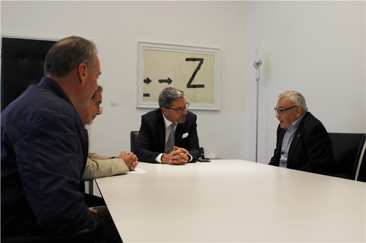 L'incontro di Palazzo Widmann fra Kompatscher e i vertici USSA (Foto USP/mb)